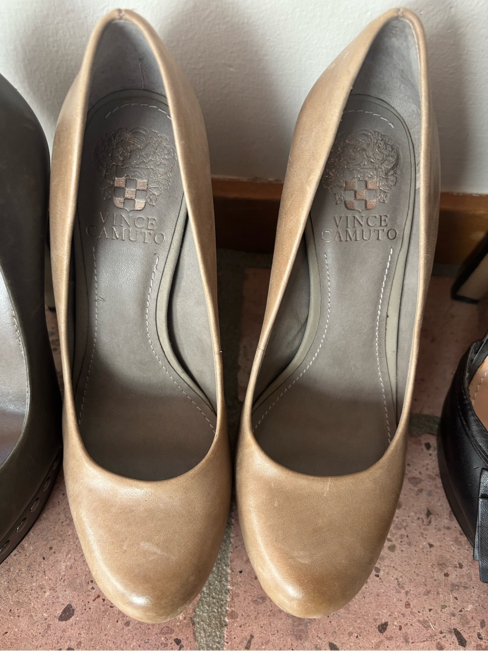 Vince Camuto Heels Size 6 Lot - Picture 10 of 16